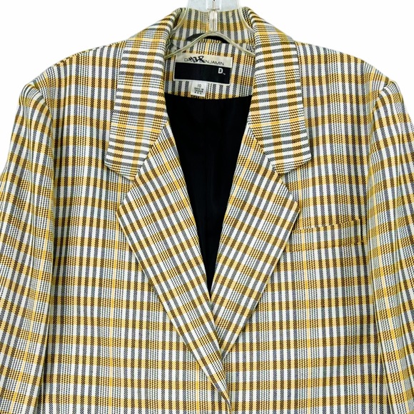 Vintage Yellow, Black and White Plaid Blazer by David Benjamin - Picture 2 of 16